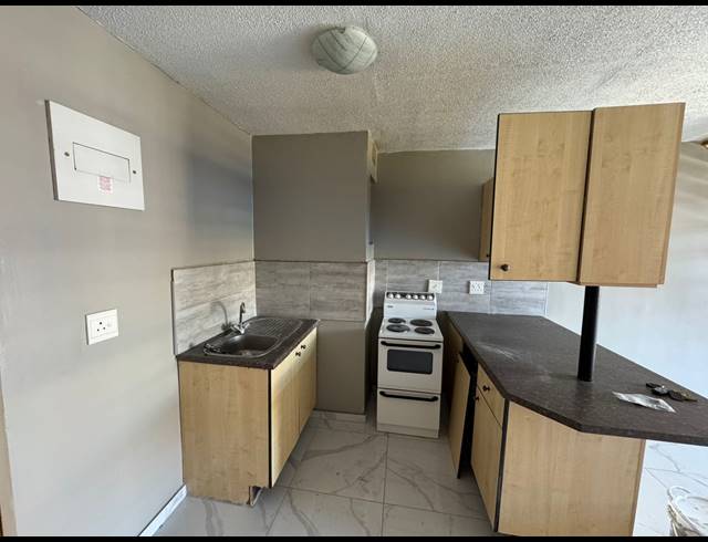 1 BEDROOM APARTMENT FOR SALE IN ARCADIA